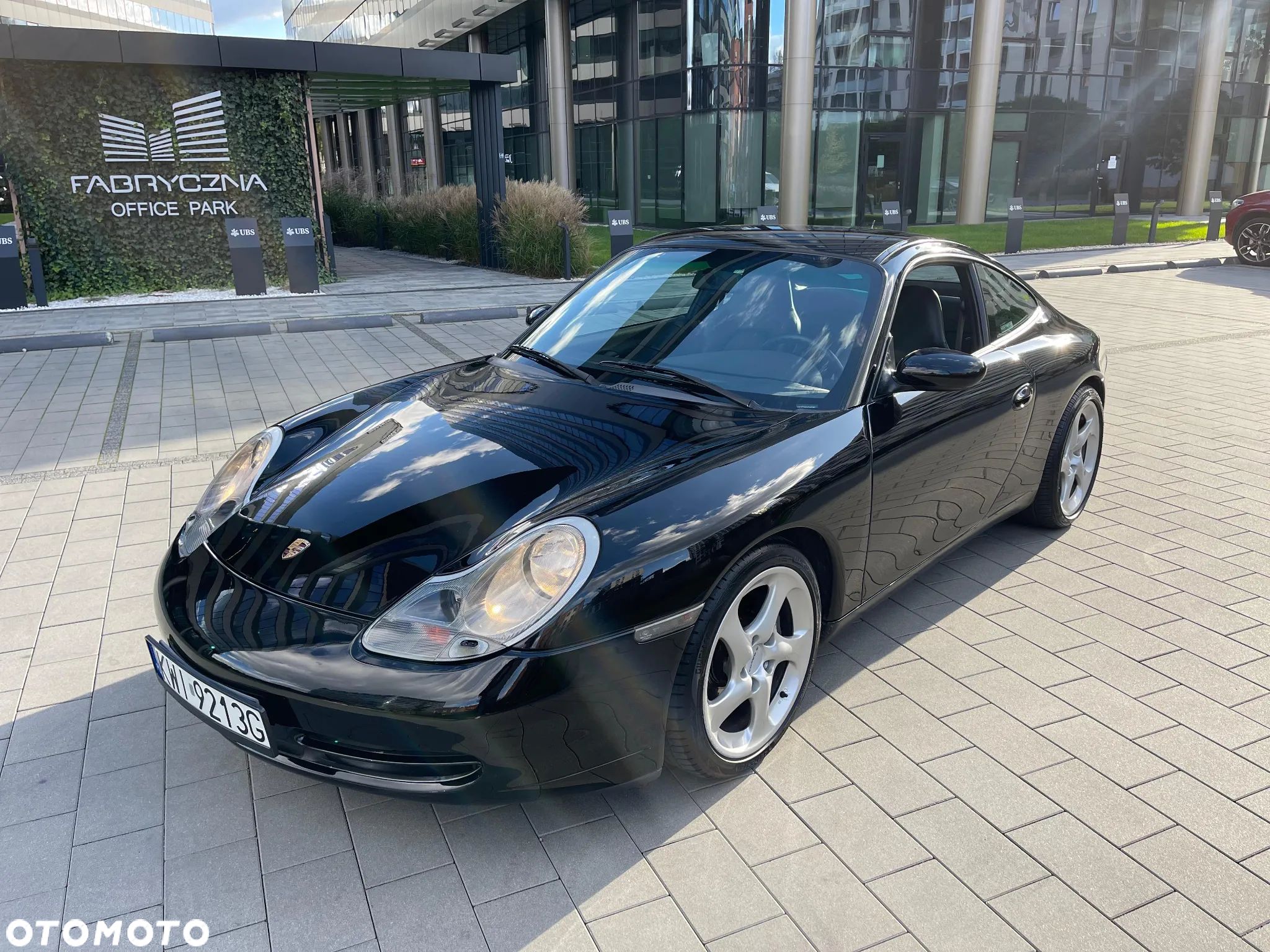 Porsche 911 Carrera - 1