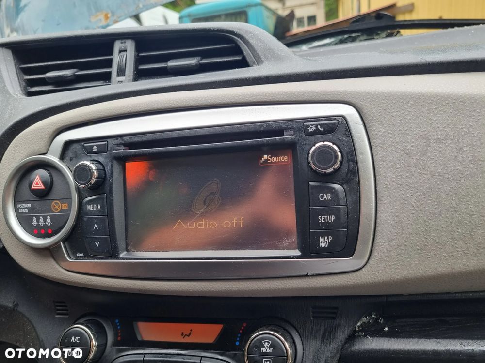 TOYOTA YARIS III 11-14 2011 r. radioodtwarzacz radioodbiornik radio * - 3