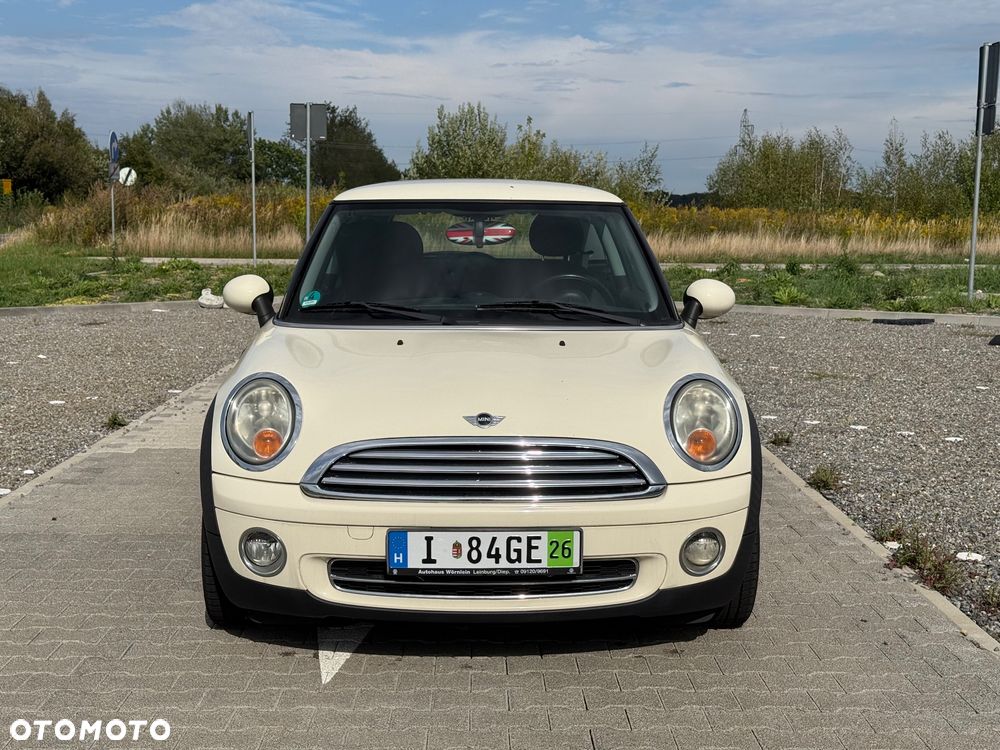 MINI ONE Standard - 8
