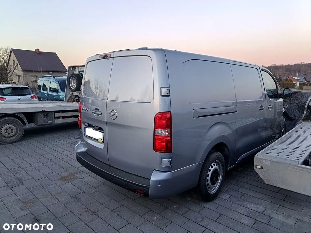 Opel Vivaro - 2