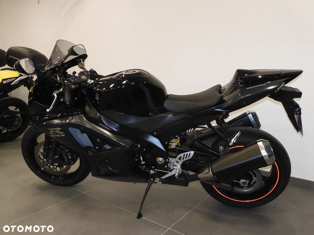 Suzuki GSX-R - 27
