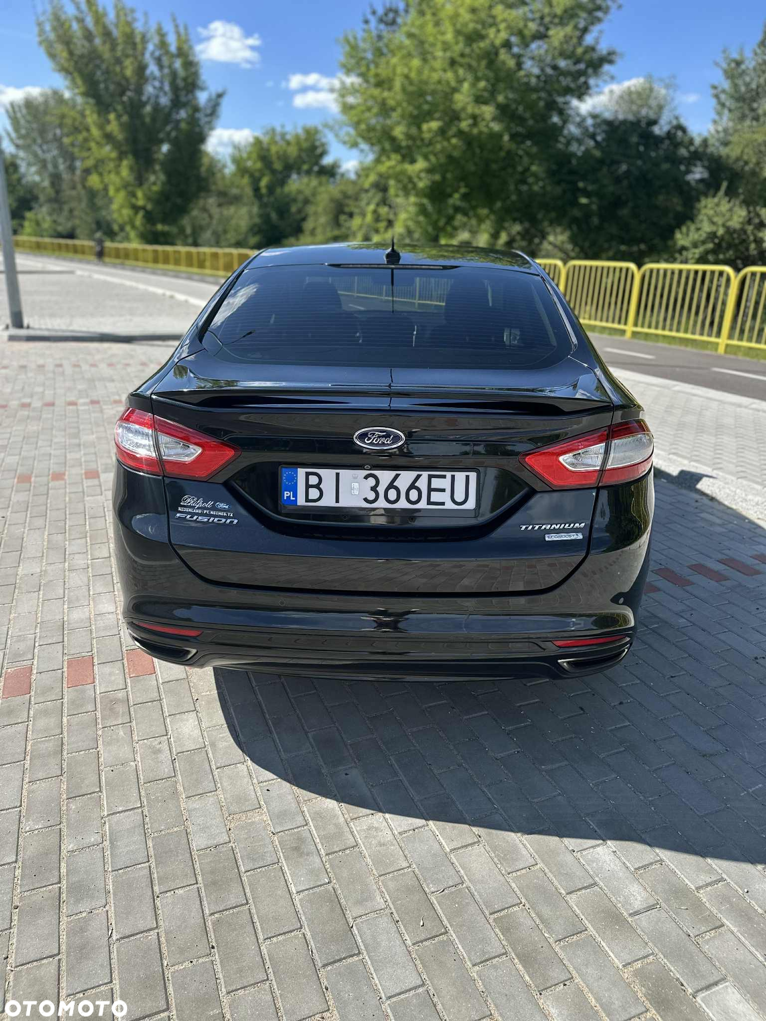 Ford Fusion 2.0 EcoBoost Titanium - 8