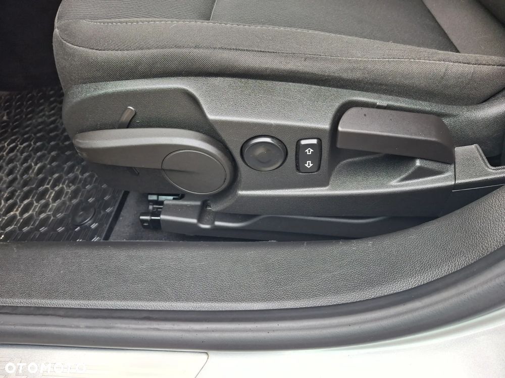 Opel Insignia 1.6 Turbo Cosmo - 38
