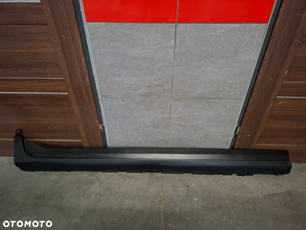Nakładka progowa prawa prawy bok BMW X3 2013 rok F25 M-pakiet nr 7210080 kolor 354 - 1