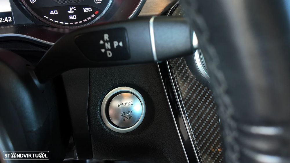 Mercedes-Benz C 63 AMG S Coupe Speedshift MCT 9G - 23