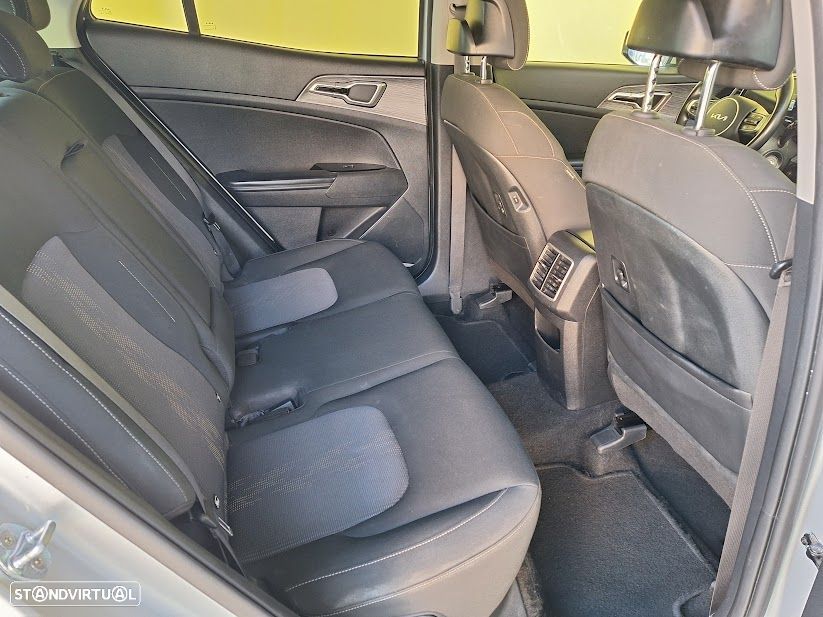 Kia Sportage 1.6 T-GDi Drive - 12