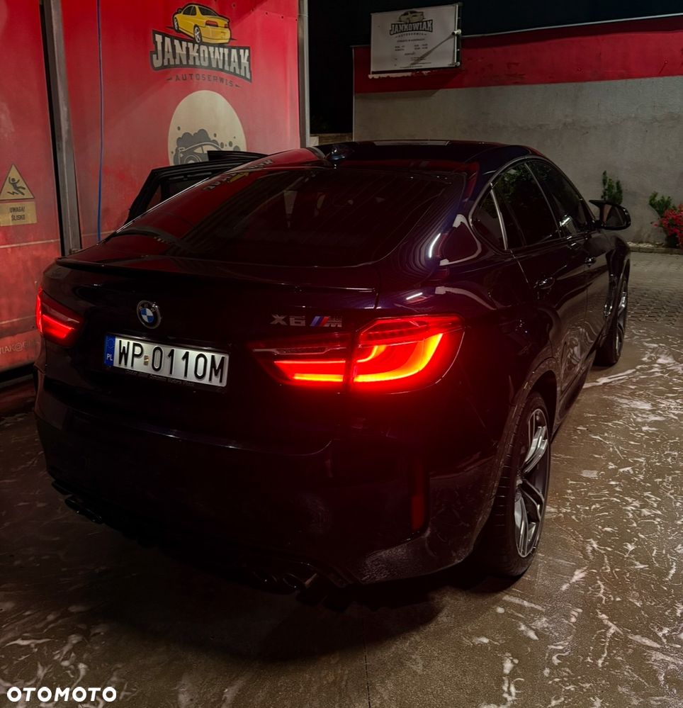BMW X6M - 8