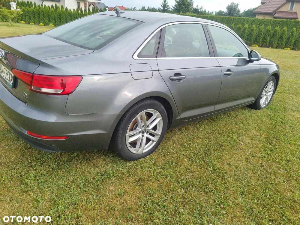 Audi A4 Limousine 2.0 TDI Quattro S tronic - 15