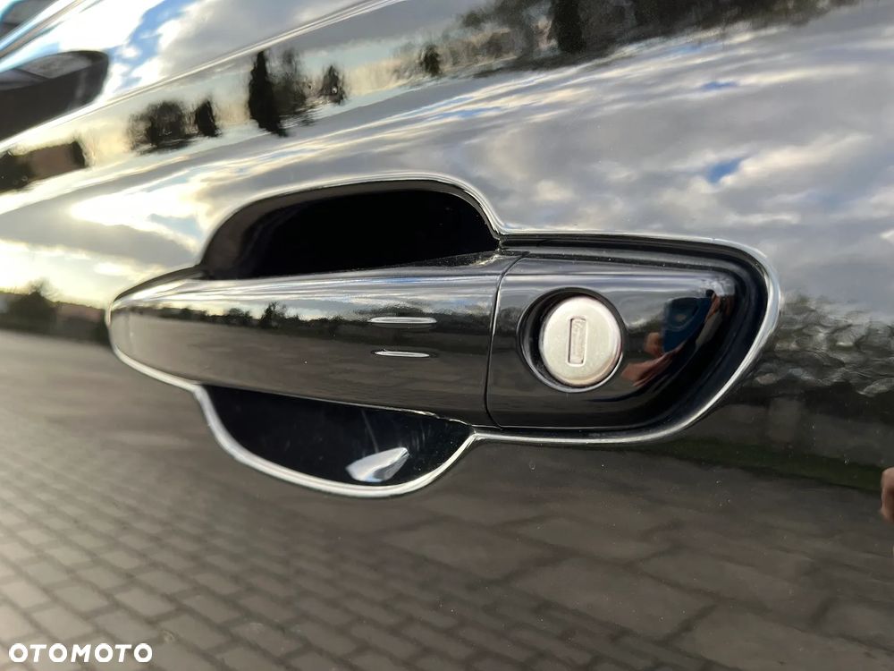 Opel Corsa 1.5 D Ultimate Pack S&S - 20