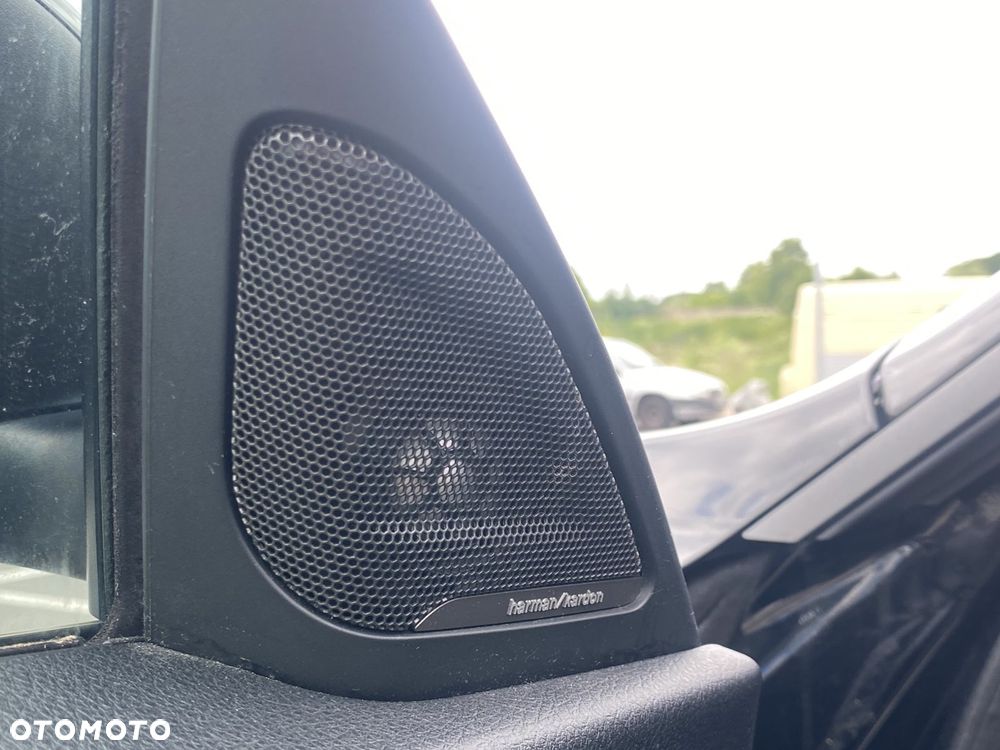 BMW 3GT - 6