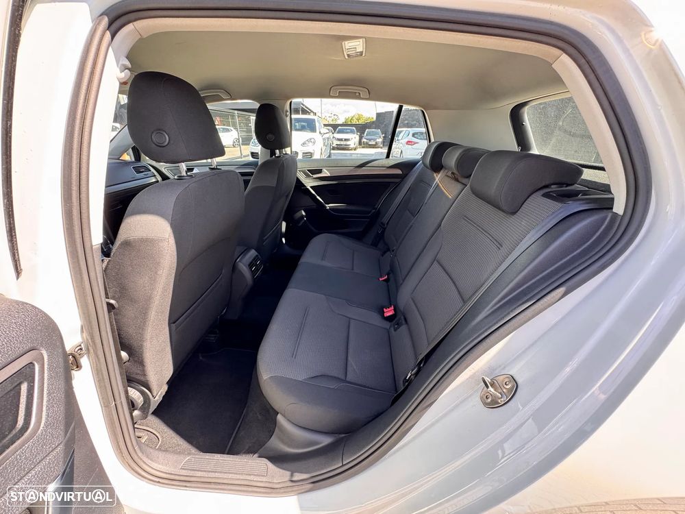 VW e-Golf Standard - 18