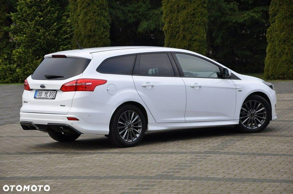 Ford Focus 1.5 EcoBoost STart-Stopp-System ST-LINE - 17