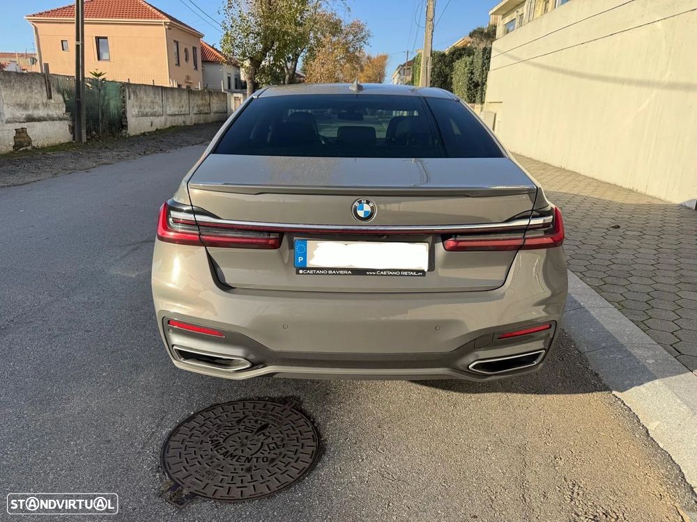 BMW 740 d xDrive Pack M Auto - 10