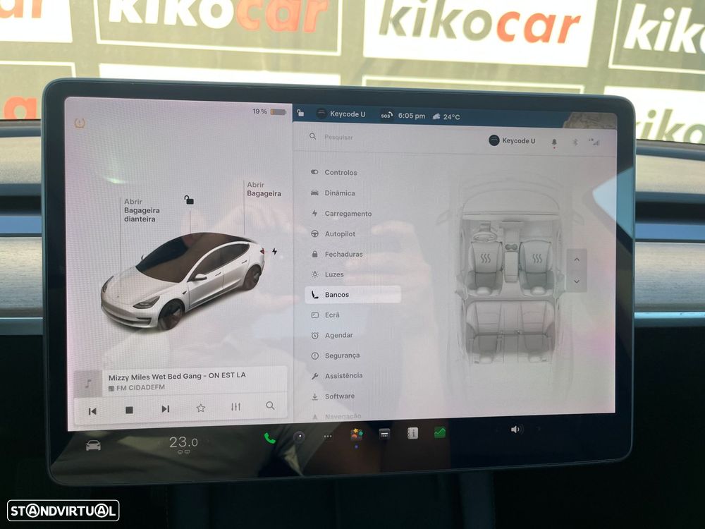 Tesla Model 3 Standard Range Plus RWD - 24