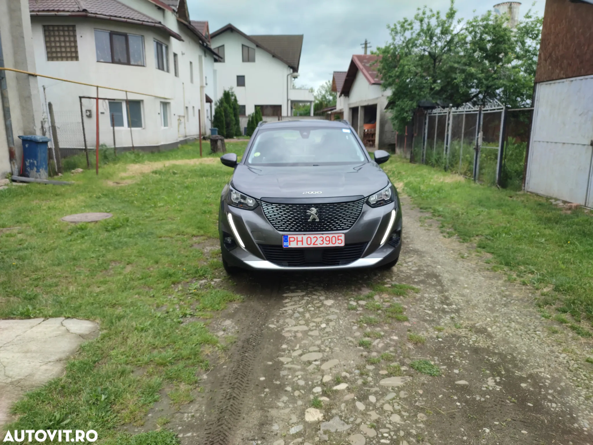 Peugeot 2008 1.5 BlueHDI 130 S&S EAT8 Allure - 8