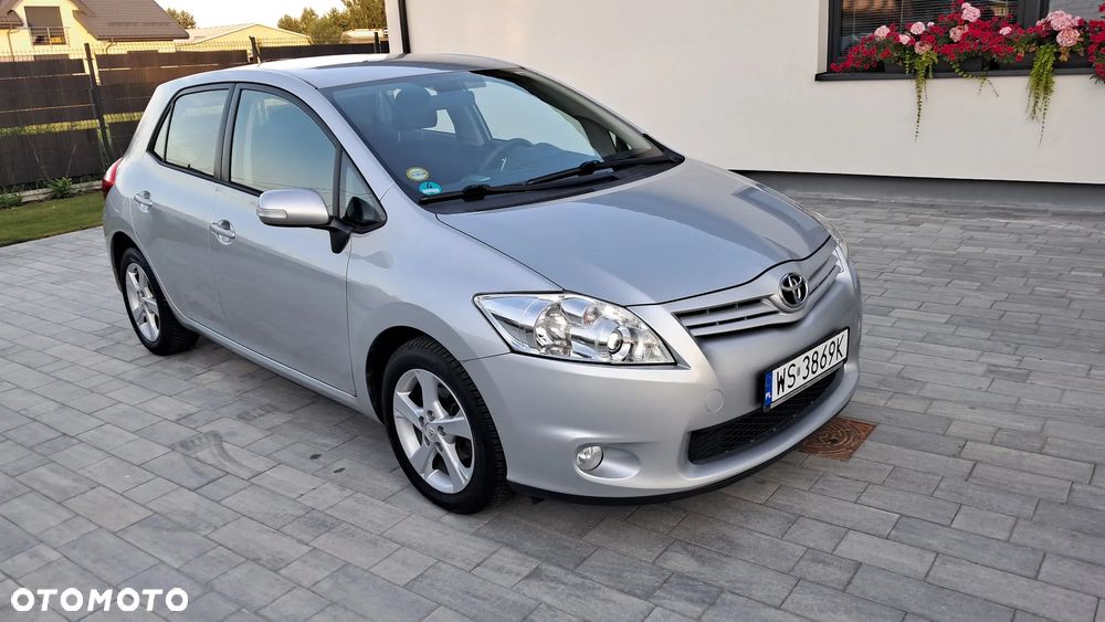 Toyota Auris 1.33 VVT-i - 5
