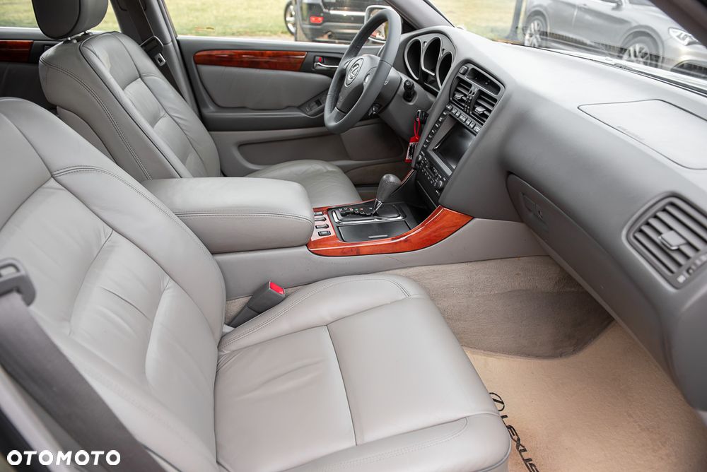 Lexus GS 300 - 21