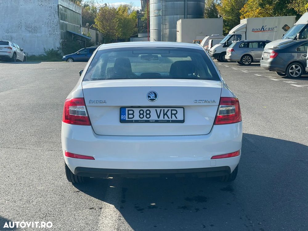 Skoda Octavia - 4