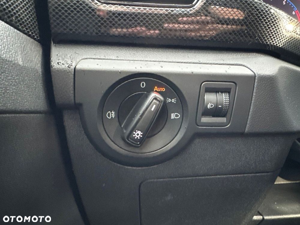 Volkswagen T-Cross 1.0 TSI Life Plus - 26