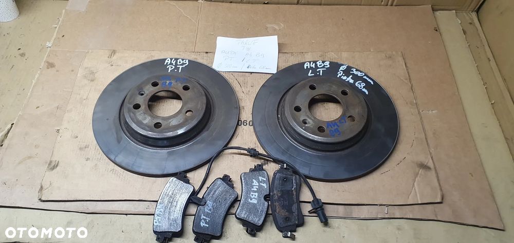 Tarcze hamulcowe tył tylne klocki Audi A4 B9 1.4 TFSI - 1