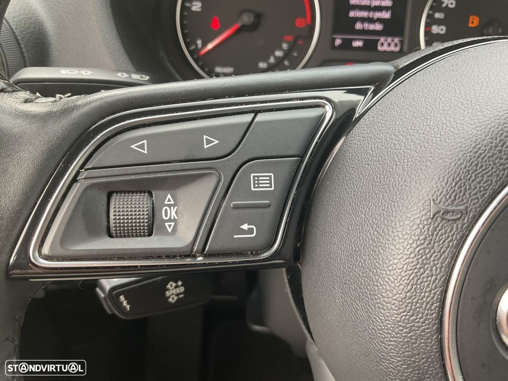 Audi Q2 1.6 TDI Design S tronic - 22