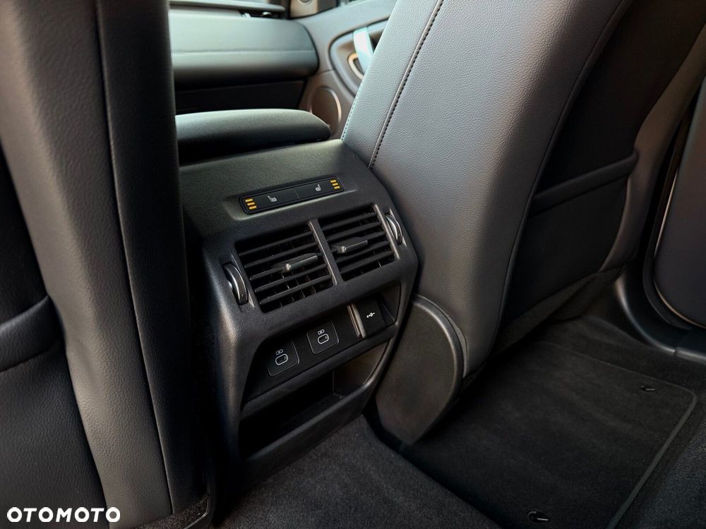 Land Rover Discovery Sport 2.0 D200 mHEV Dynamic SE - 31
