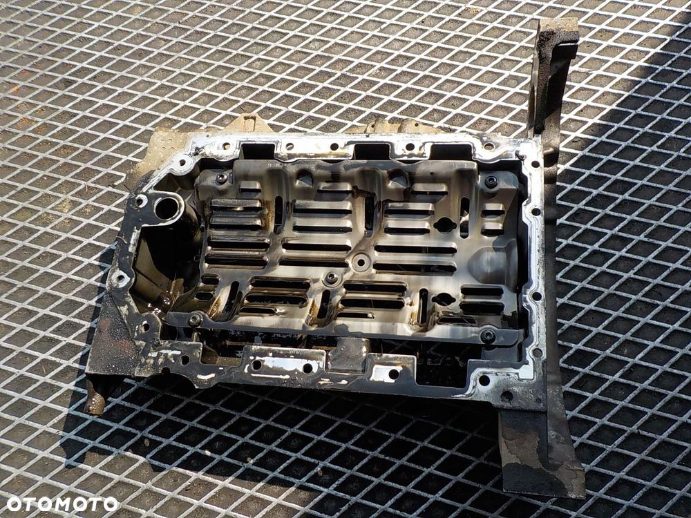 RANGE ROVER SPORT 2.7D MISKA OLEJOWA 4H2Q6U0004FC - 2