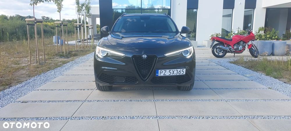 Alfa Romeo Stelvio - 6