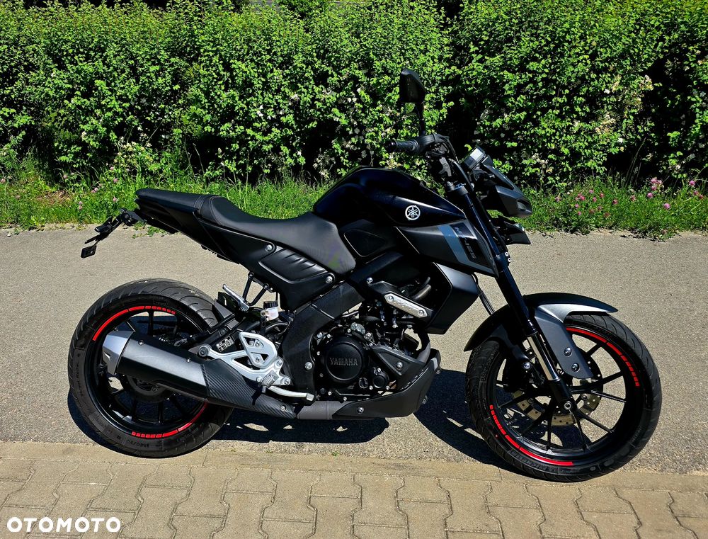 Yamaha MT - 4