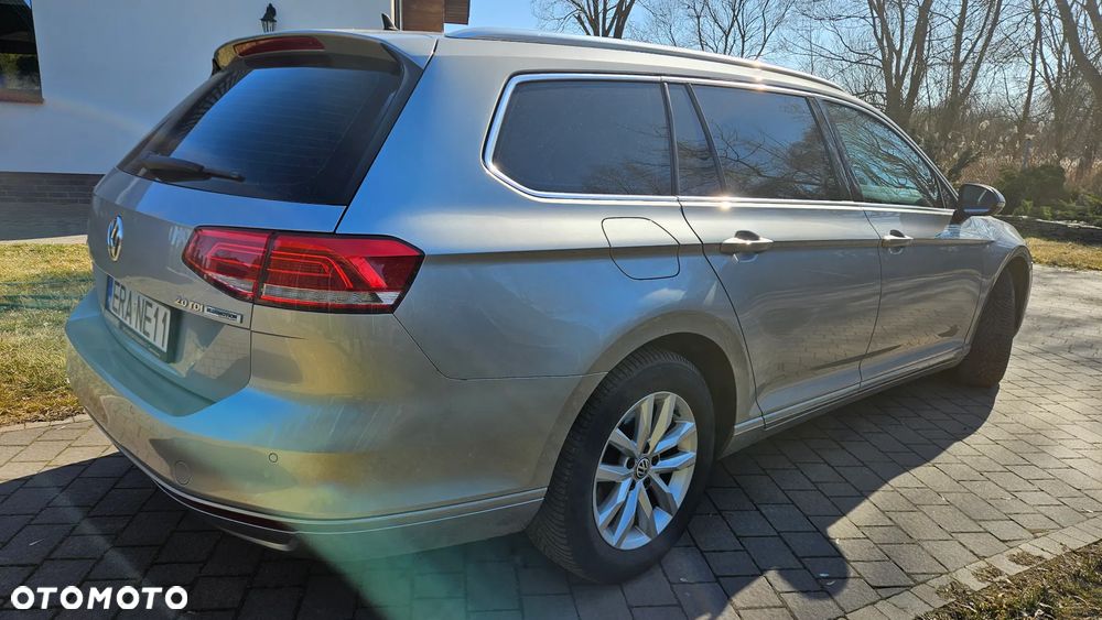 Volkswagen Passat 2.0 TDI BMT Comfortline DSG - 3