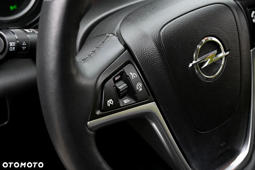 Opel Astra 1.4 T Cosmo S&S - 35