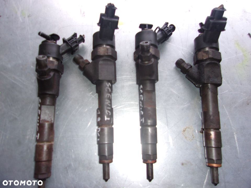 WTRYSK WTRYSKI RENAULT 1.9 DCI 0445110021 - 2