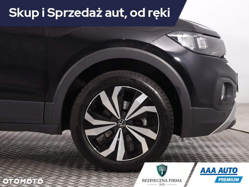 Volkswagen T-Cross - 15