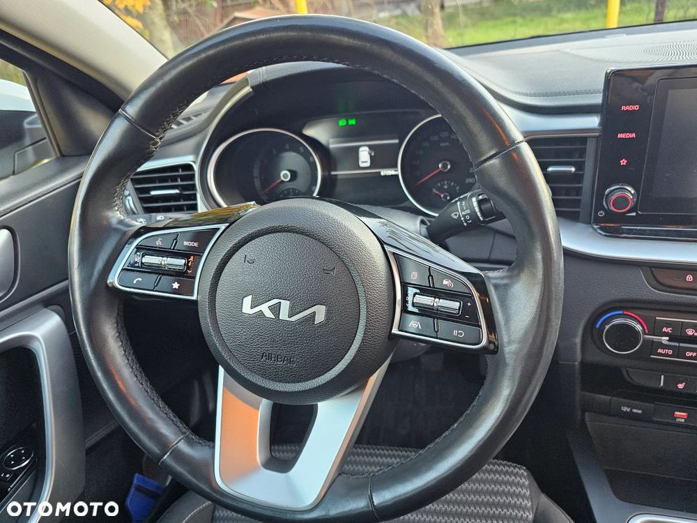 Kia Ceed 1.5 T-GDI L - 19