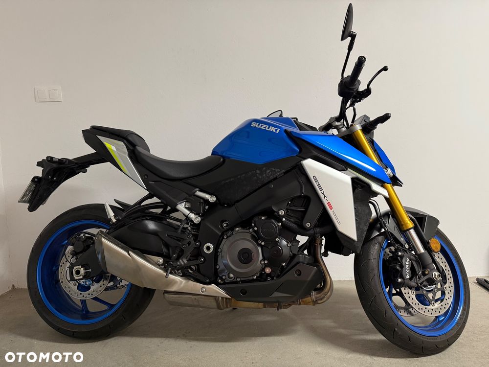 Suzuki GSX 1000 - 2
