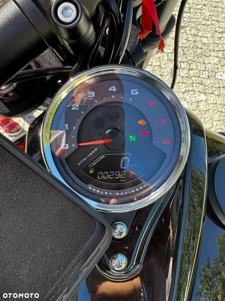 Harley-Davidson Softail Fat Bob - 10