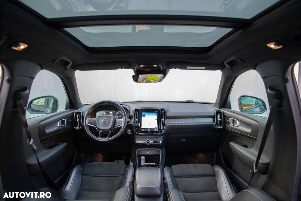 Volvo XC 40 - 33