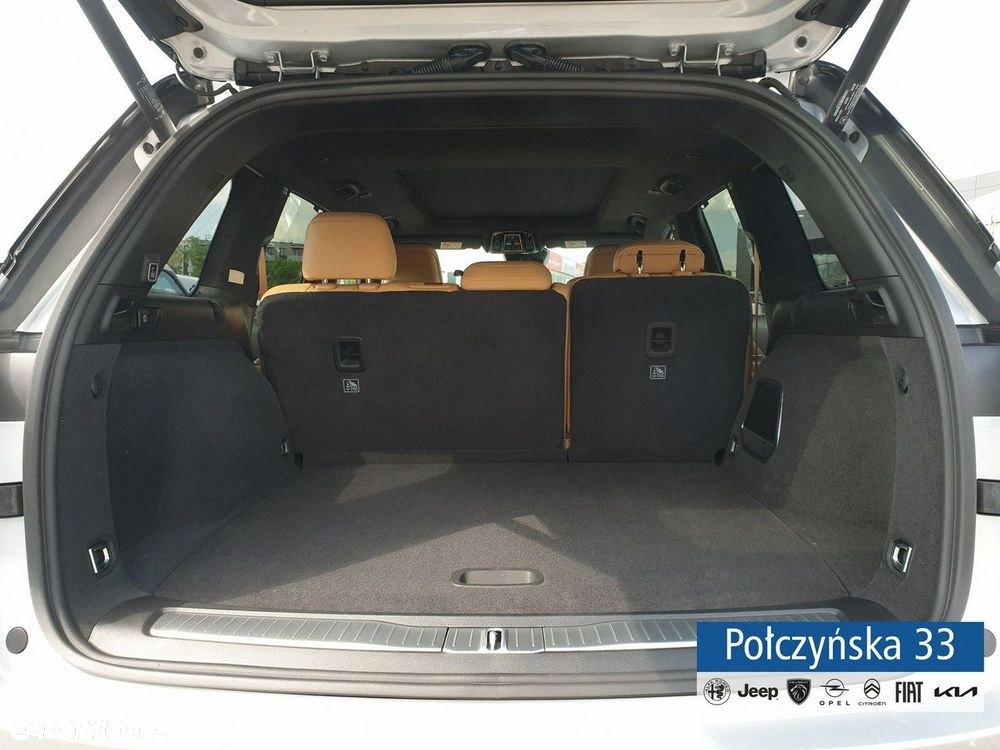 Jeep Grand Cherokee - 34