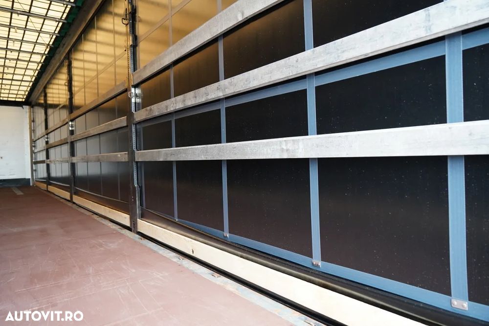 Wielton CORTINĂ WIELTON / MEGA / SISTEM BDE - STALPINI CULISANTI / AXE SAF / ACOPERIȘ ARMAT - 17