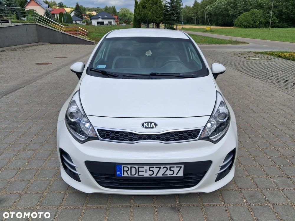 Kia Rio - 4