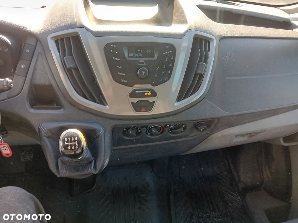 Ford Transit - 20