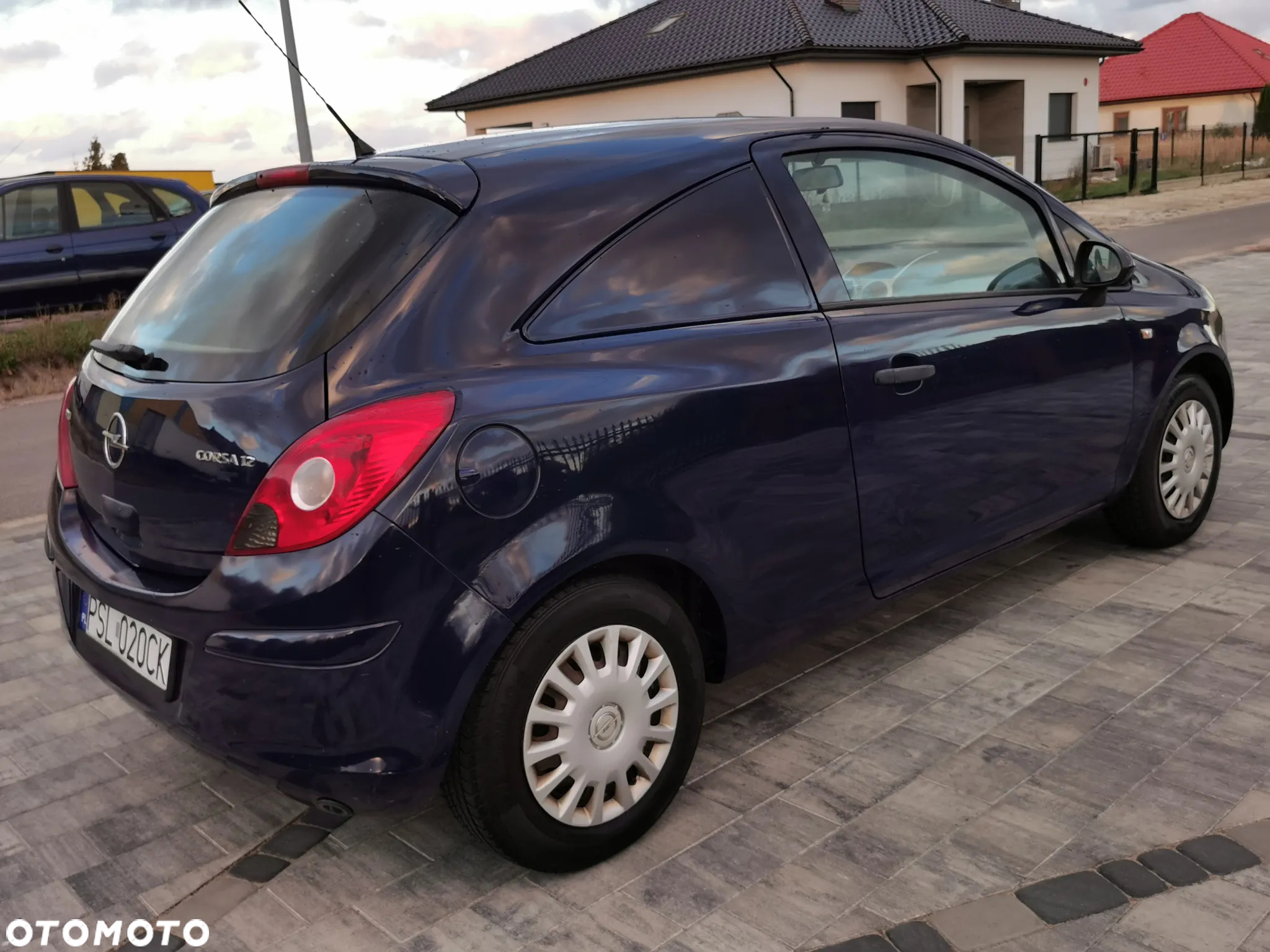Opel Corsa 1.2 16V Enjoy - 4