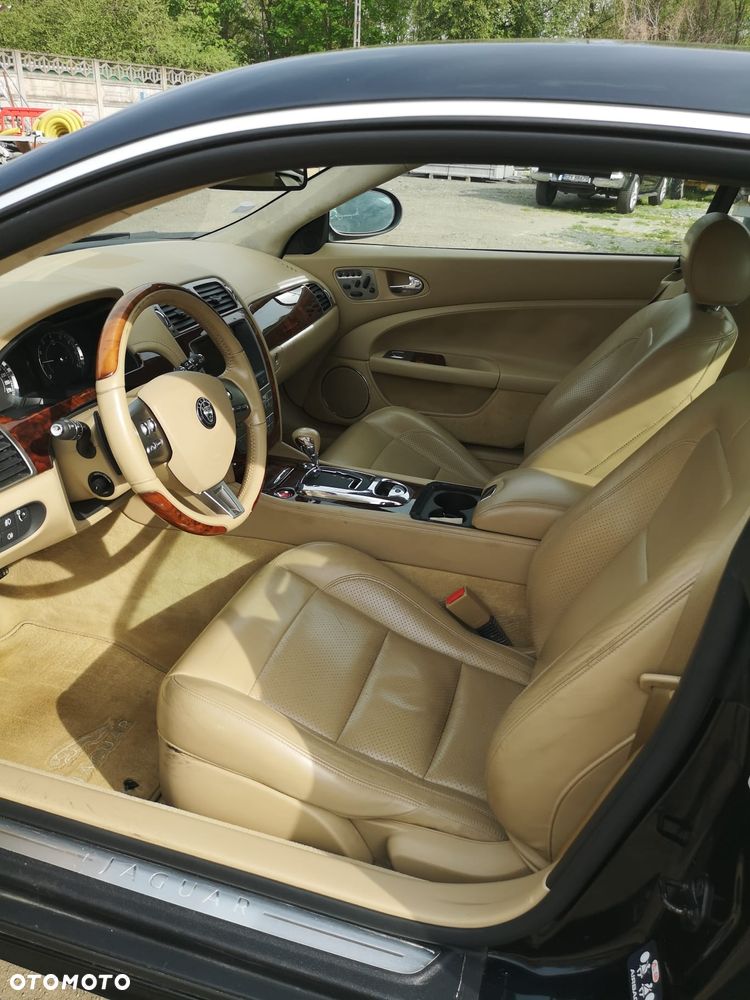 Jaguar XK - 27