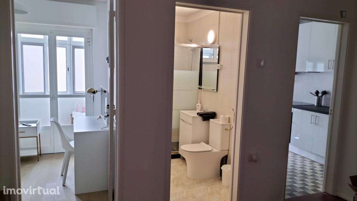 Quarto - localizado em Oeiras Lisbon - Grande imagem: 5/11