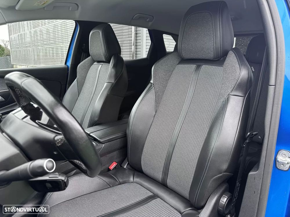 Peugeot 3008 PureTech 130 Stop & Start GPF Allure Pack - 30