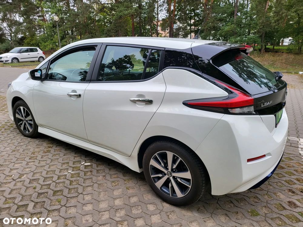 Nissan Leaf 40 kWh ACENTA - 9
