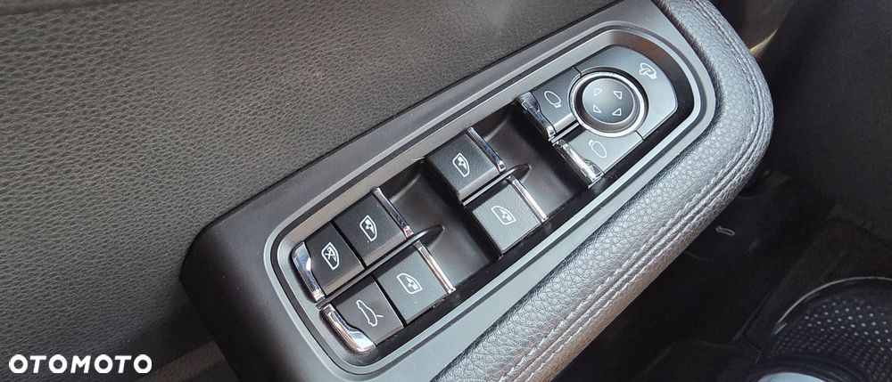 Porsche Macan Standard - 15