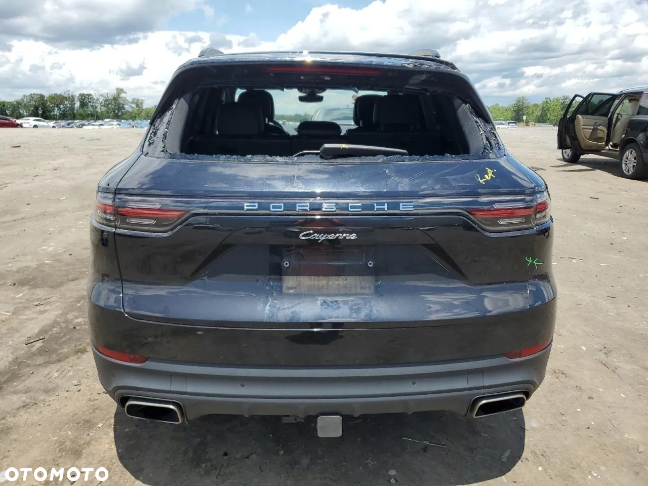 Porsche Cayenne - 6