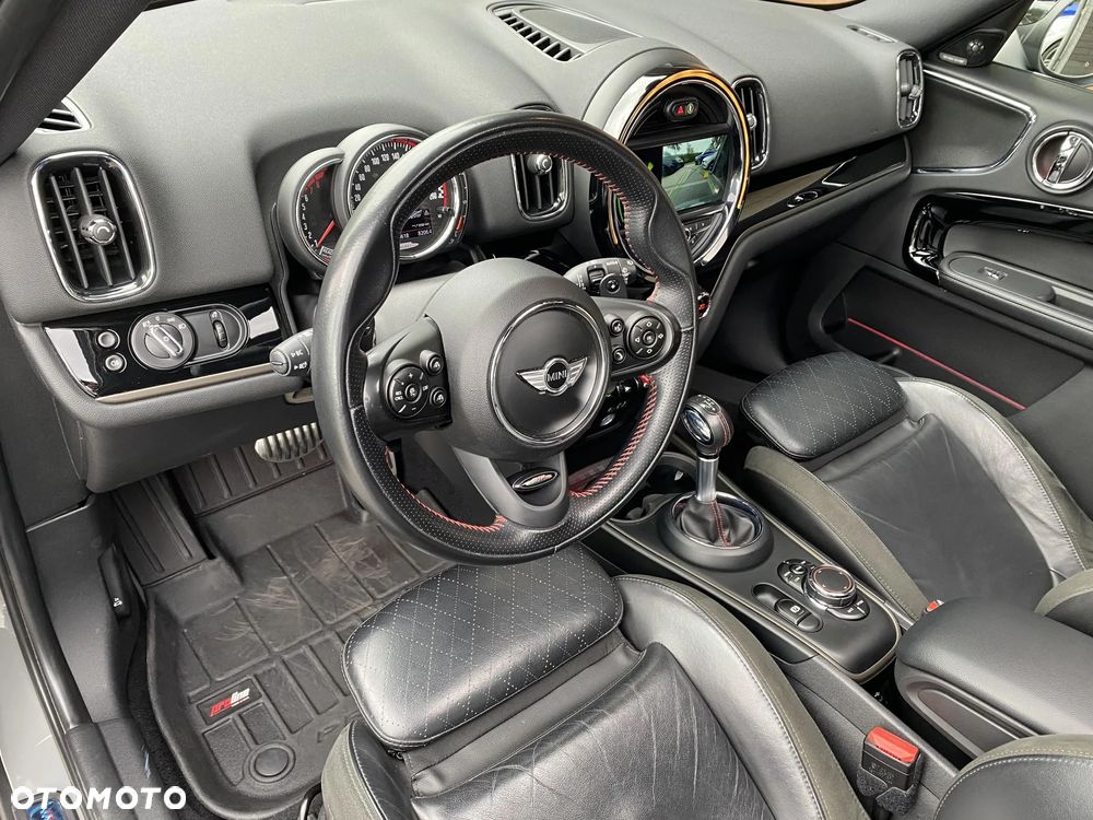 MINI John Cooper Works ALL4 sport - 24