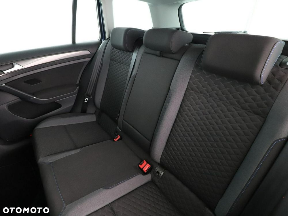 Volkswagen Golf 1.5 TSI ACT DSG Join - 18